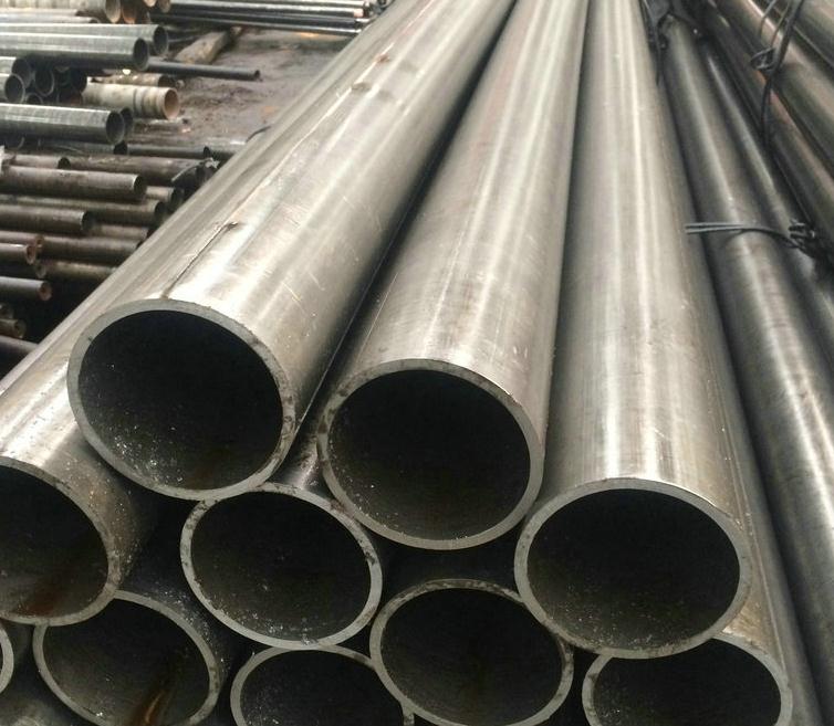 合金鋼管.jpg 合金鋼管.jpg